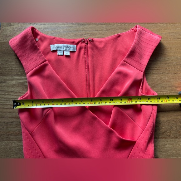 Maggie London Dress; Only Worn a Handful of Times - Picture 7 of 8